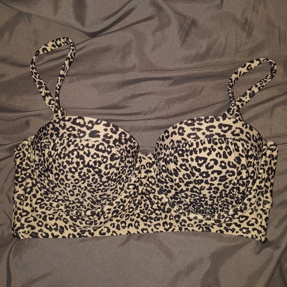 Push up bikini top
